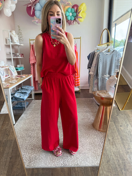 Red Sleeveless Top/Pants Set - 2pcs
