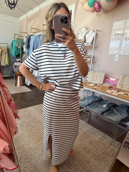 Black & White Knit Skirt Set