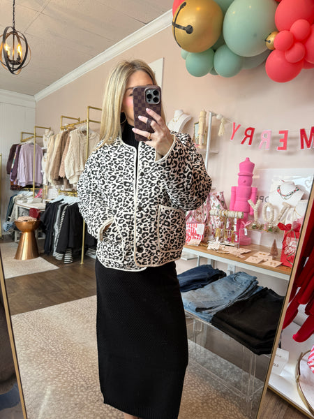 Leopard quilted puffer jacket