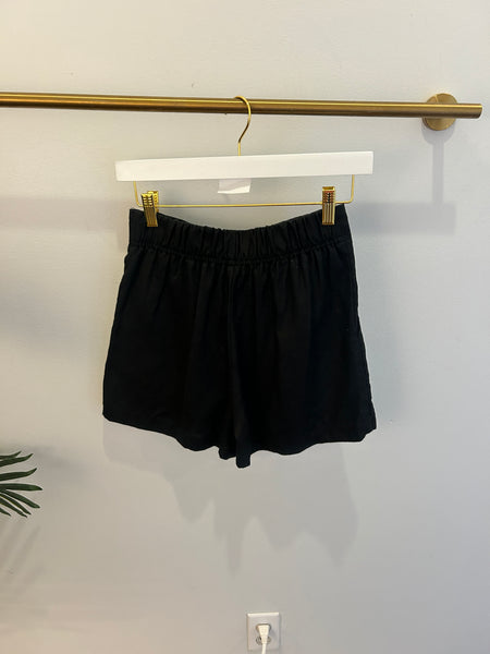Black Linen Short