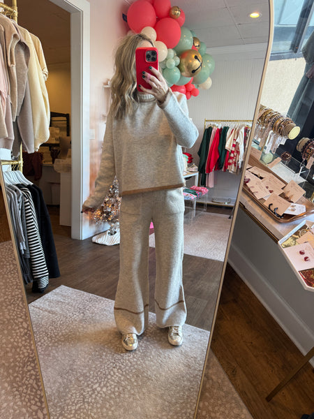 Color Contrasted Knit Set