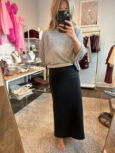 Mid-Rise Mineral Washed Maxi black